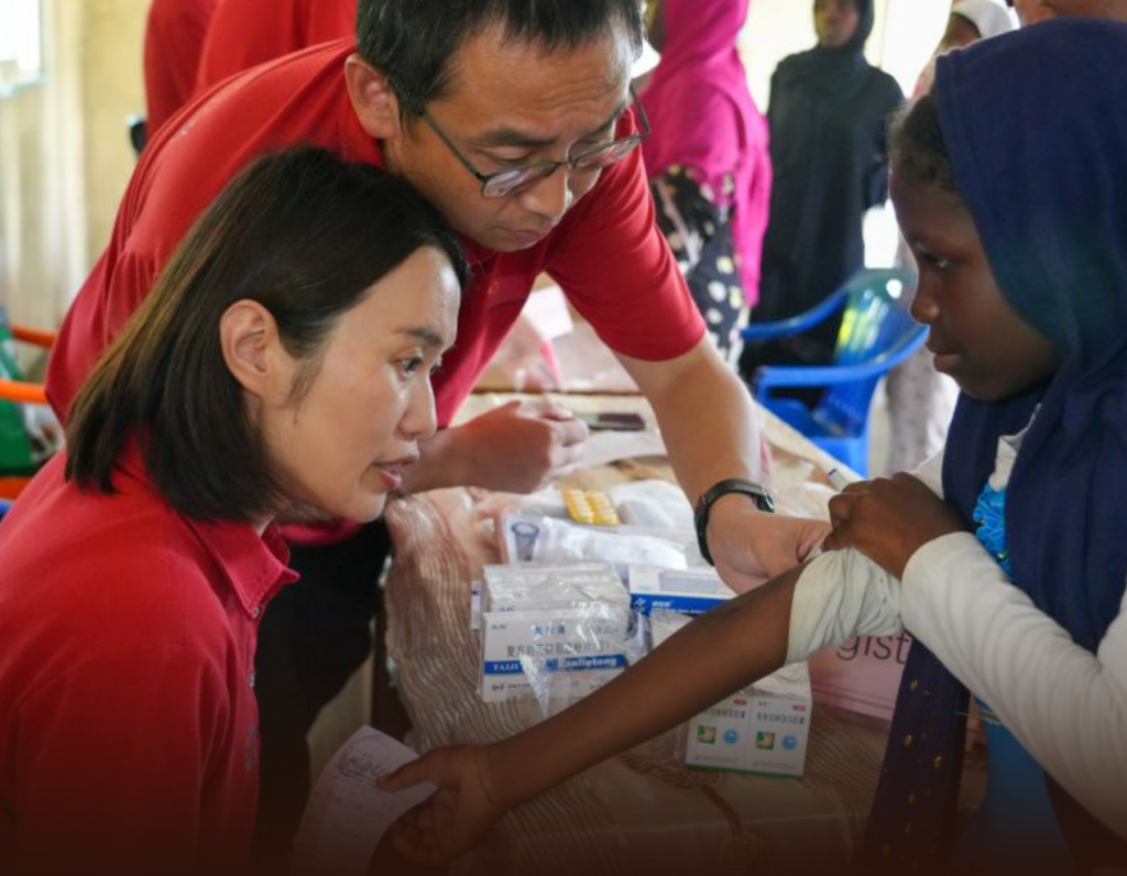 Chinese Medical Teams Boost Sanitation and Provide Free Healthcare in Zanzibar