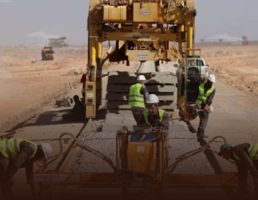 China-Built Western Mining Railway Completes Full Track Installation