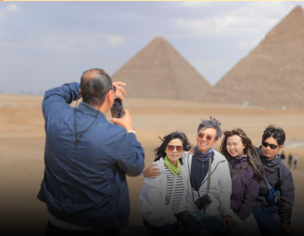 Chinese Tourists Flock to Egypt’s Ancient Wonders During Spring Festival
